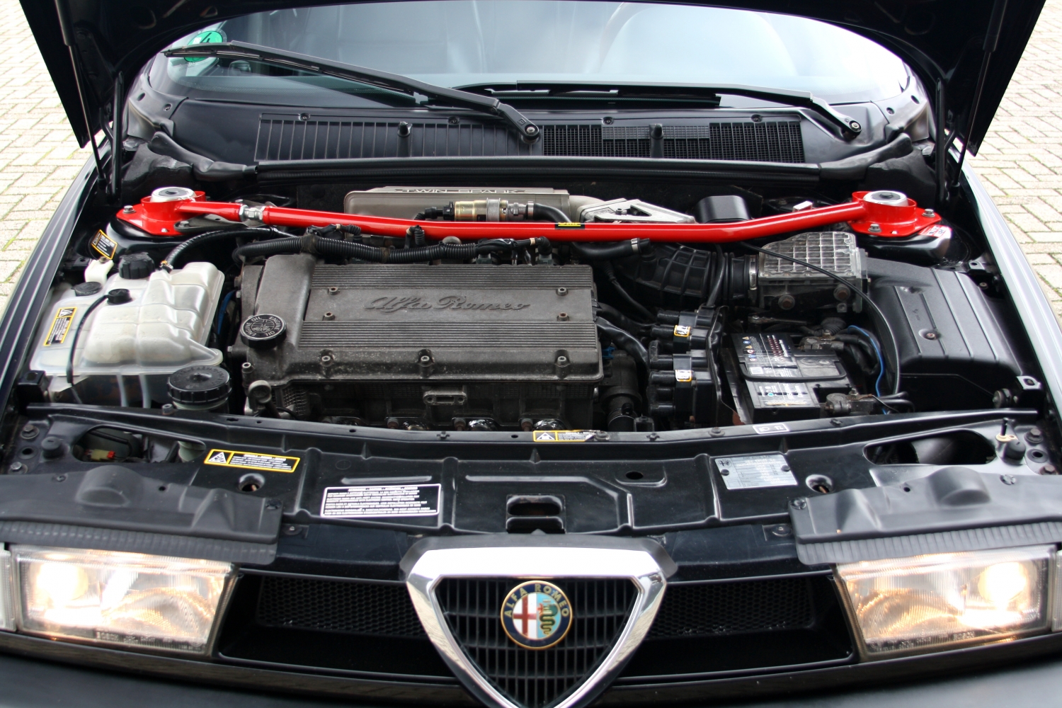 Alfa-Romeo-155-1.8TS-1995-085.JPG