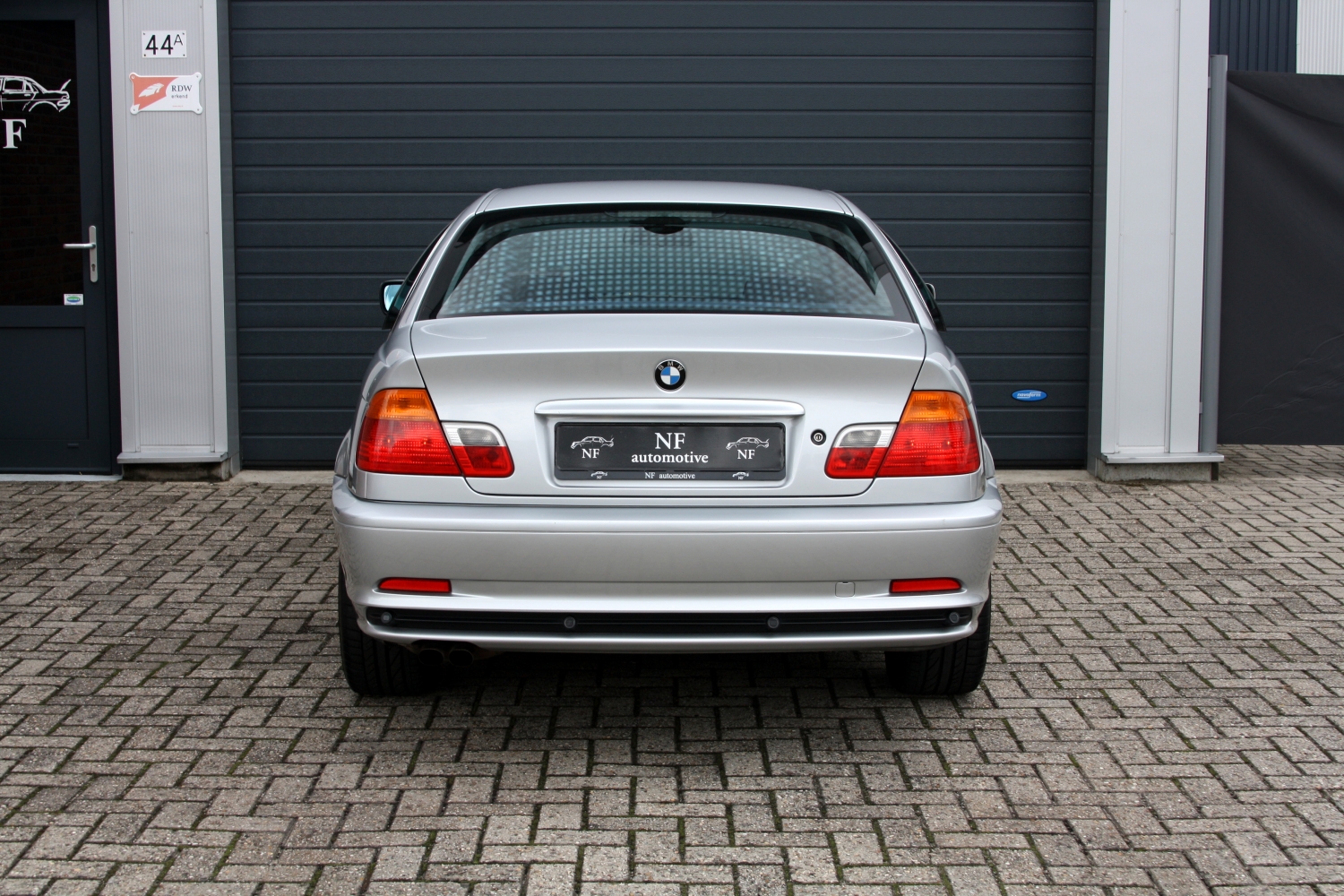 BMW-323Ci-E46-2000-026.JPG