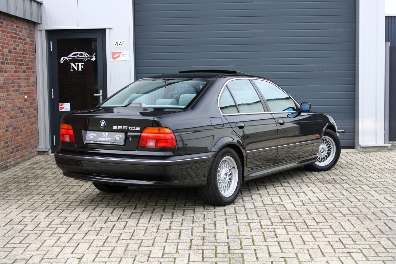 BMW-525TDS-E39-1998-023.JPG