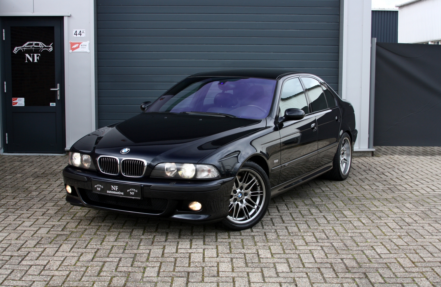 BMW-M5-E39-2000-005.JPG