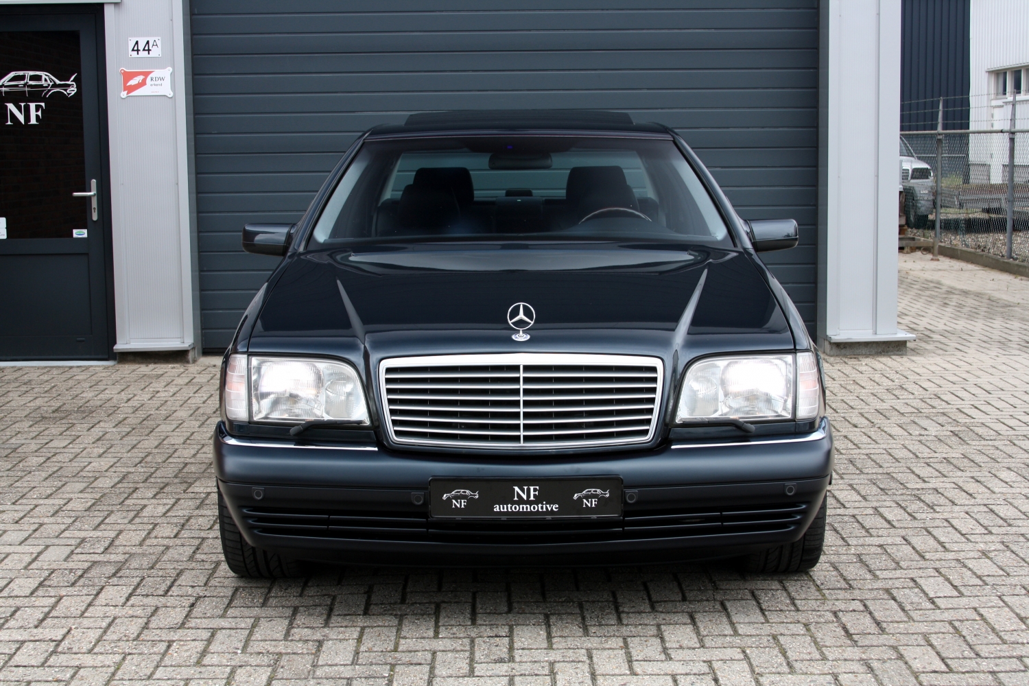 Mercedes-Benz-S600L-W140-1998-003.JPG