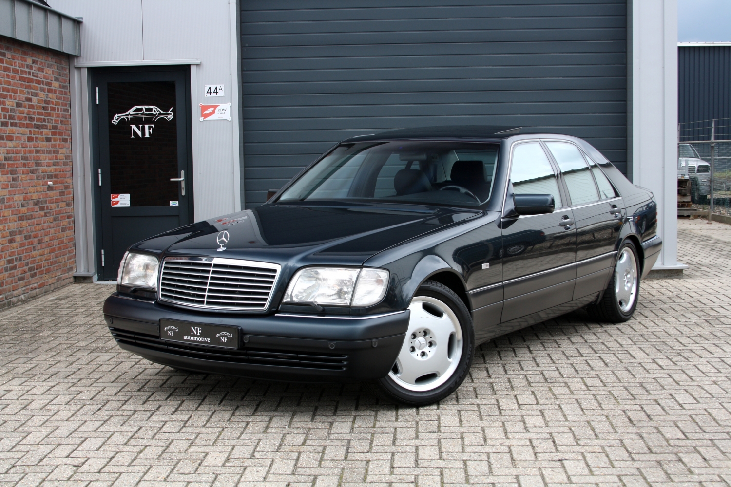 Mercedes-Benz-S600L-W140-1998-009.JPG