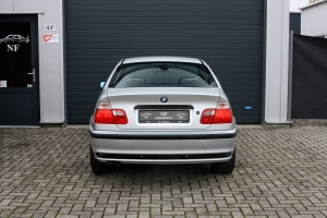 NF Automotive BMW-316i-E46-2000-018.JPG