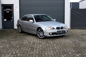 NF Automotive BMW-320CI-E46-2000-011.JPG
