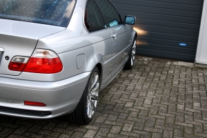 NF Automotive BMW-320CI-E46-2000-024.JPG