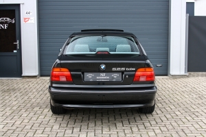 NF Automotive BMW-525TDS-E39-1998-026.JPG