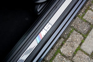 NF Automotive BMW-M5-E39-2000-065.JPG