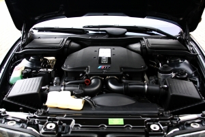 NF Automotive BMW-M5-E39-2000-110.JPG