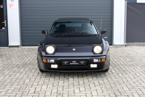 NF Automotive Porsche-944-1983-002.JPG