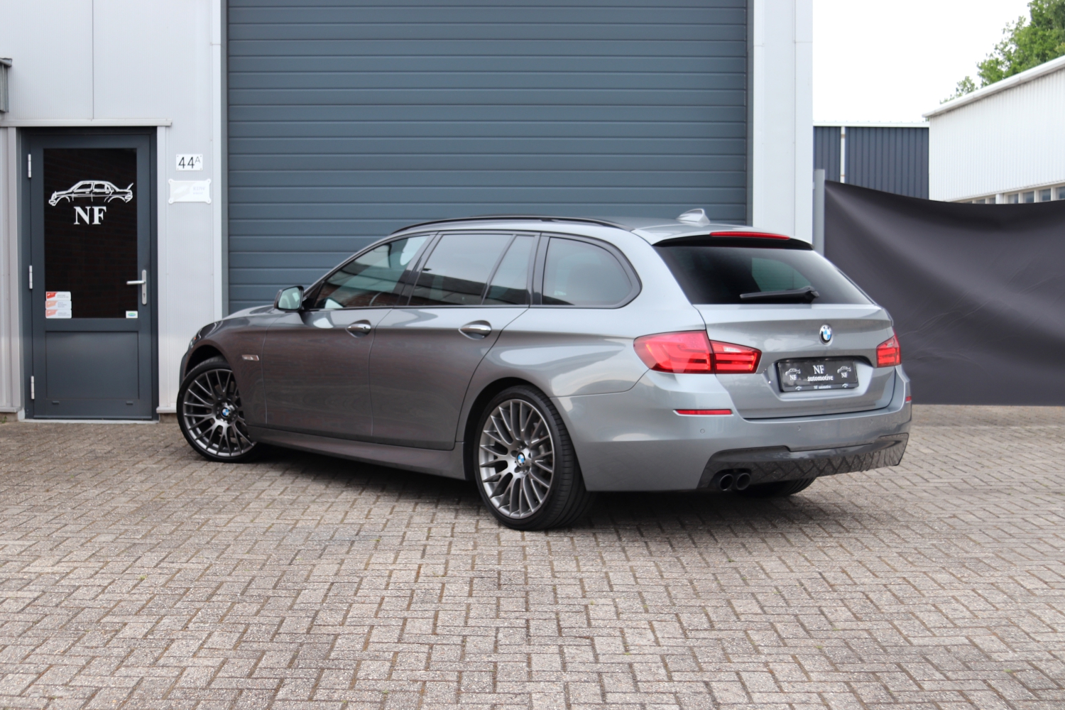 BMW 528i Touring F11 - M-Package kopen bij NF Automotive