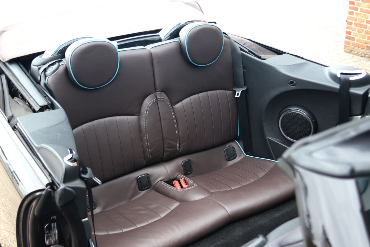 2025-05-29-MINI-Cabrio-Cooper-R57-2014-0722-011.JPG