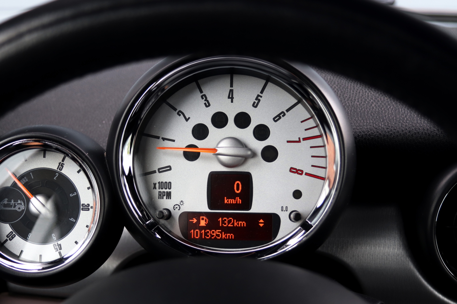 2025-05-29-MINI-Cabrio-Cooper-R57-2014-0722-021.JPG