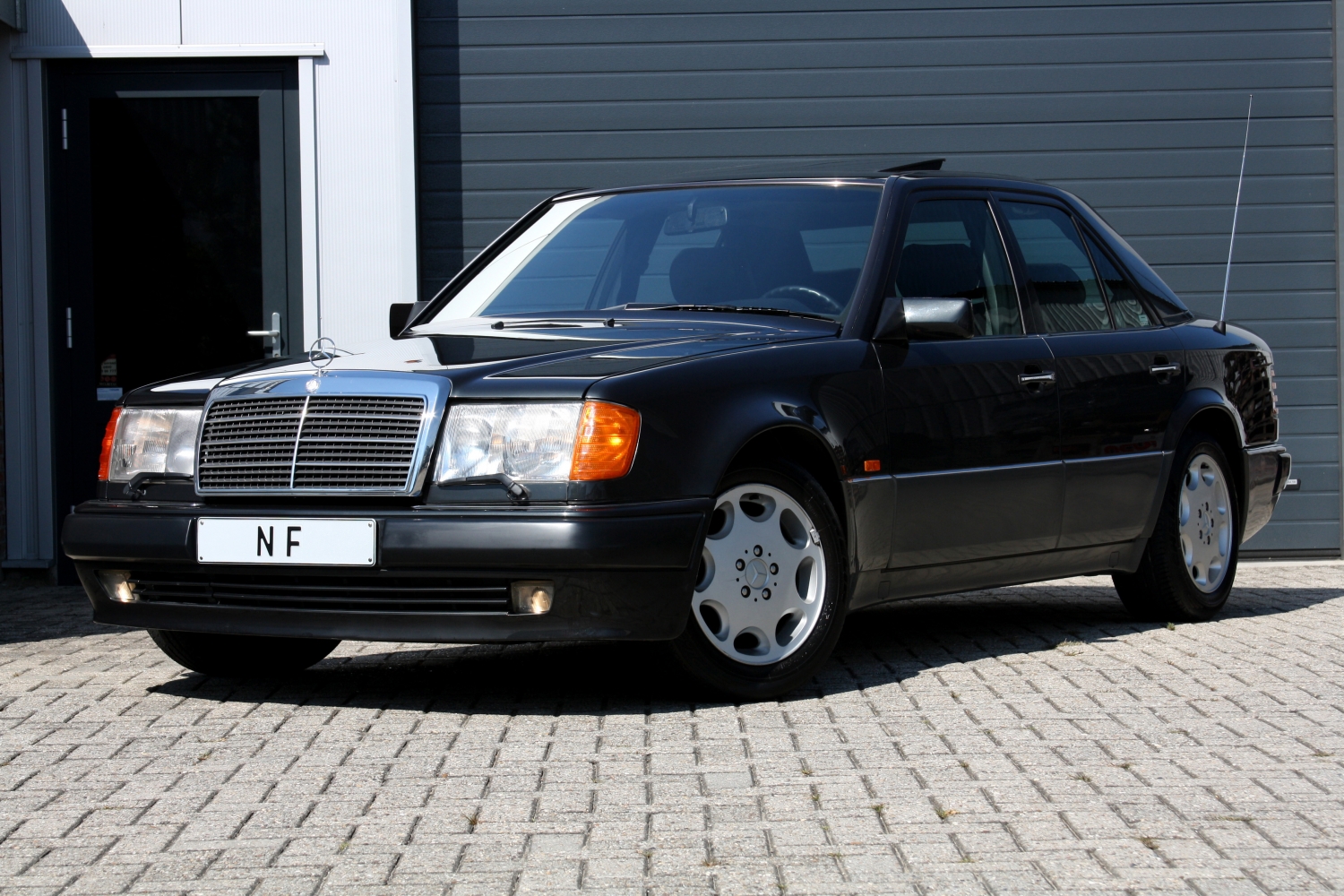 500E-W124-016.JPG