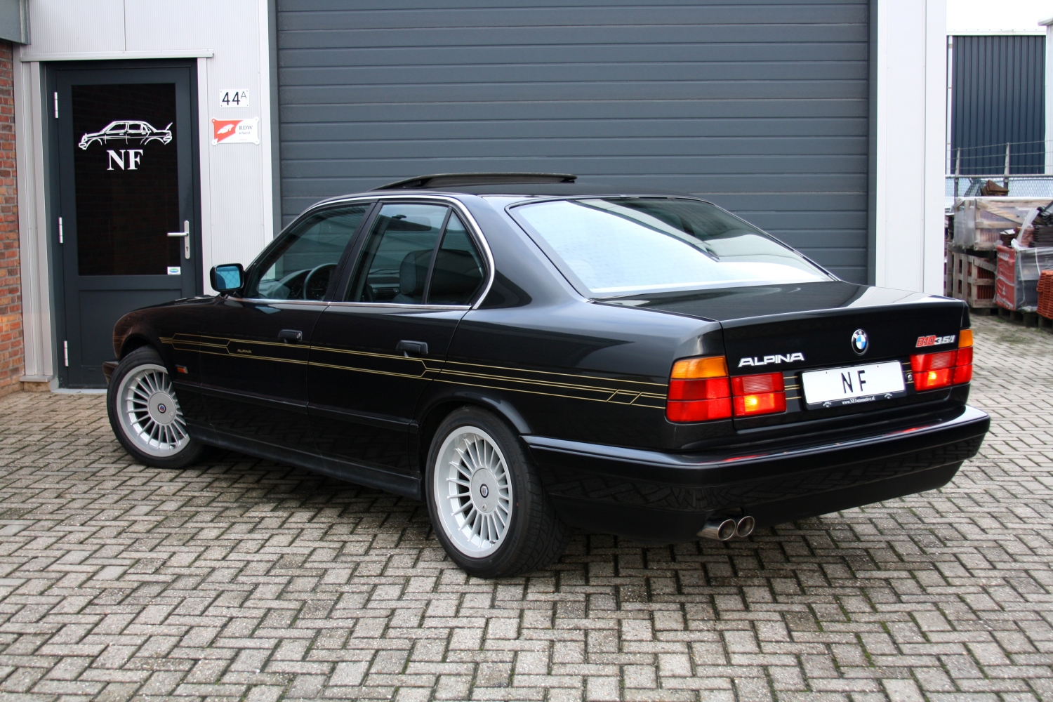 Bmw alpina b10