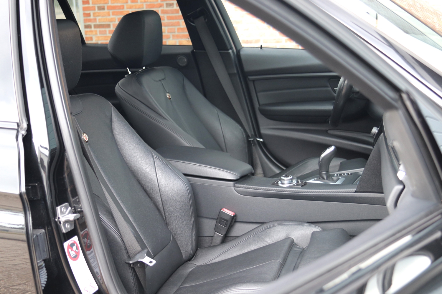 Alpina-B3-Biturbo-F30-2013-T131PD-010.JPG