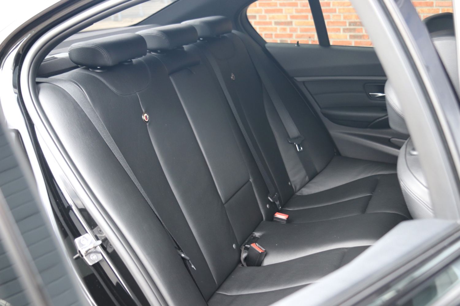Alpina-B3-Biturbo-F30-2013-T131PD-011.JPG