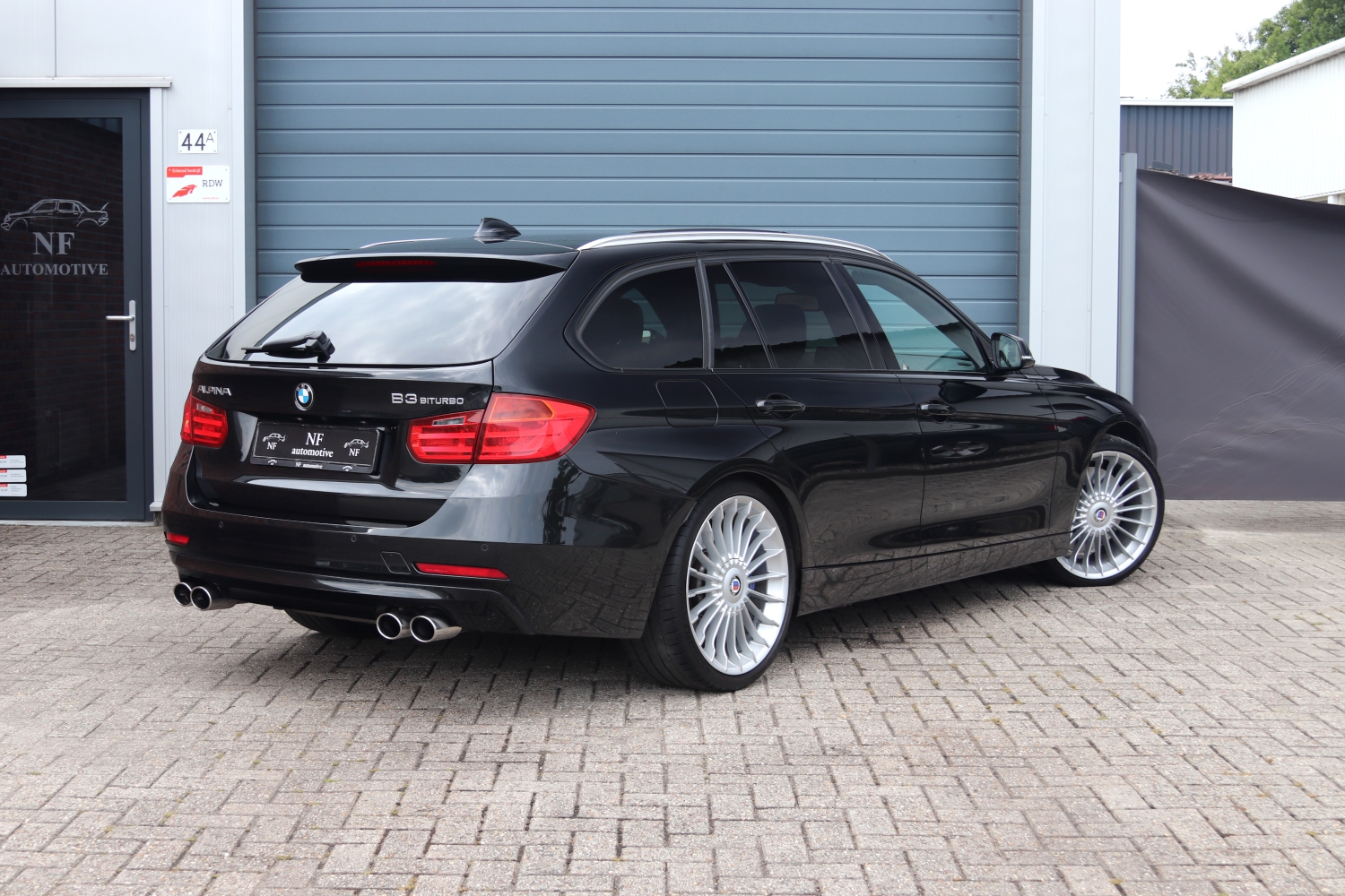Alpina-B3-Biturbo-Touring-Allrad-F31-2013-JJ964R-005.JPG