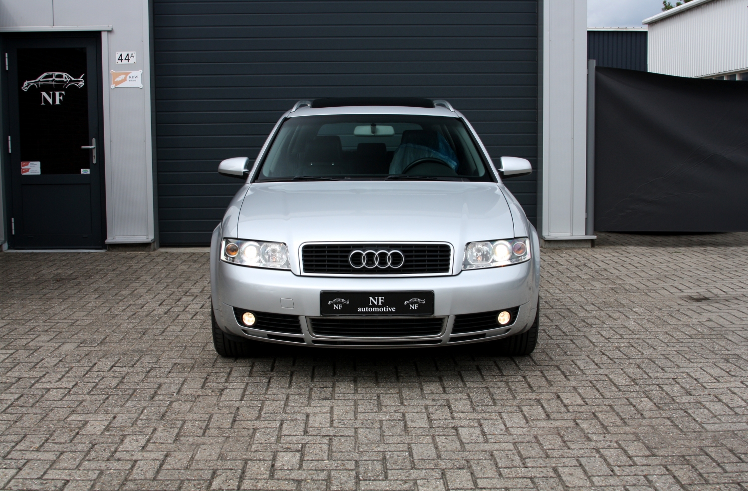 Audi-A4-Avant-18T-2003-TJ854D-061.JPG