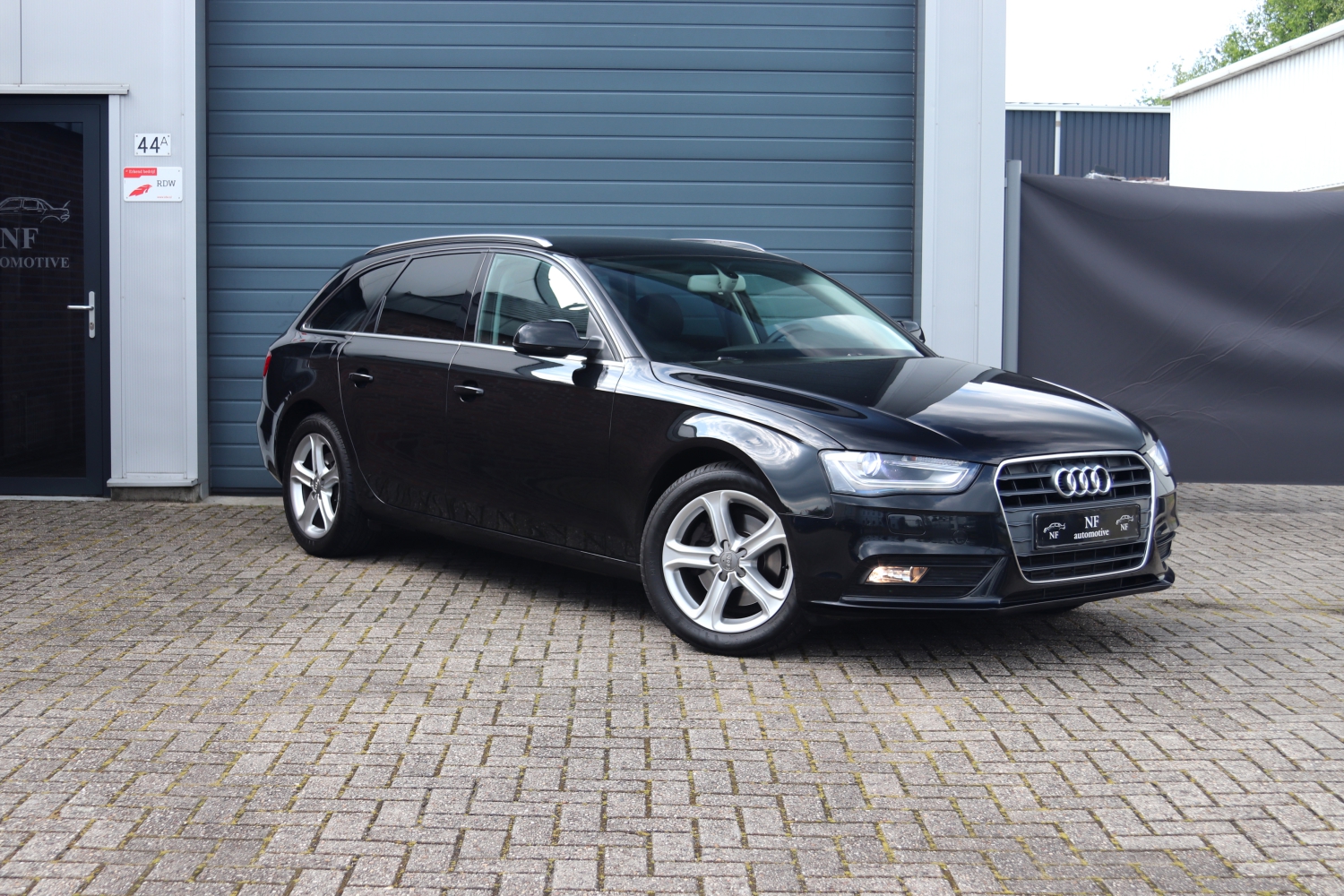 Audi-A4-Avant-18TFSI-2013-5SHK59-003.JPG