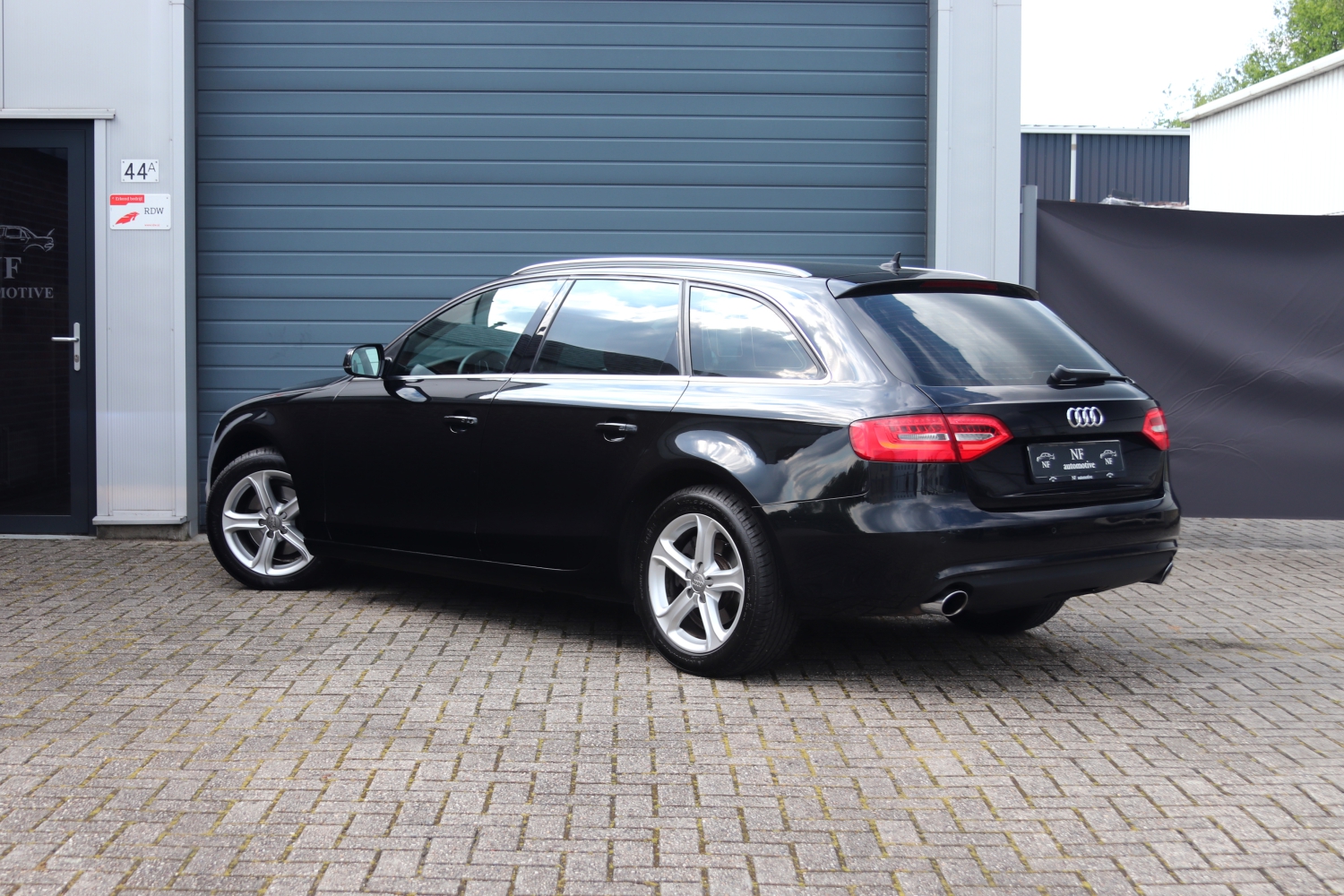 Audi-A4-Avant-18TFSI-2013-5SHK59-004.JPG