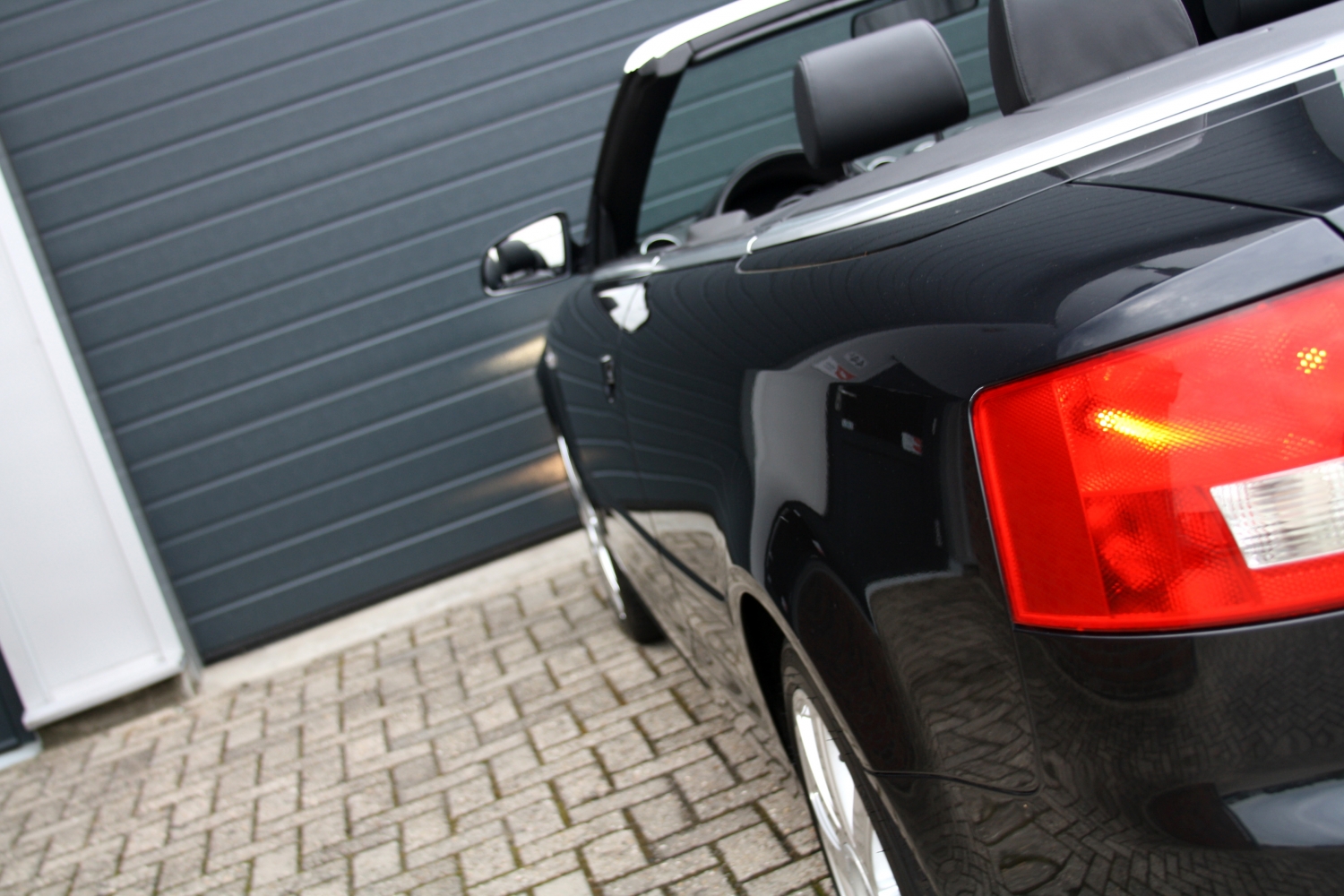Audi-A4-Cabriolet-3.0-2003-029.JPG