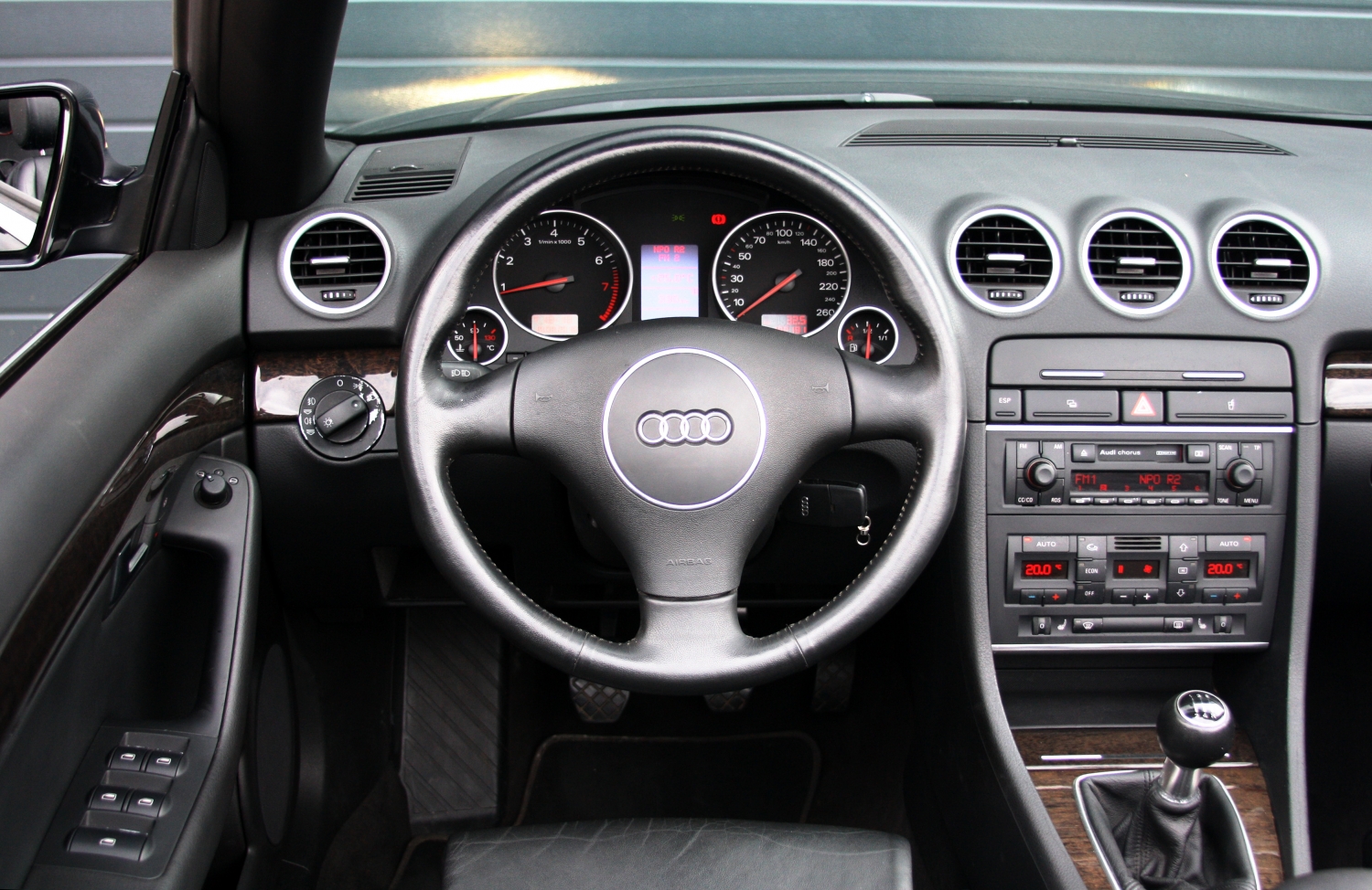 Audi-A4-Cabriolet-3.0-2003-061.JPG