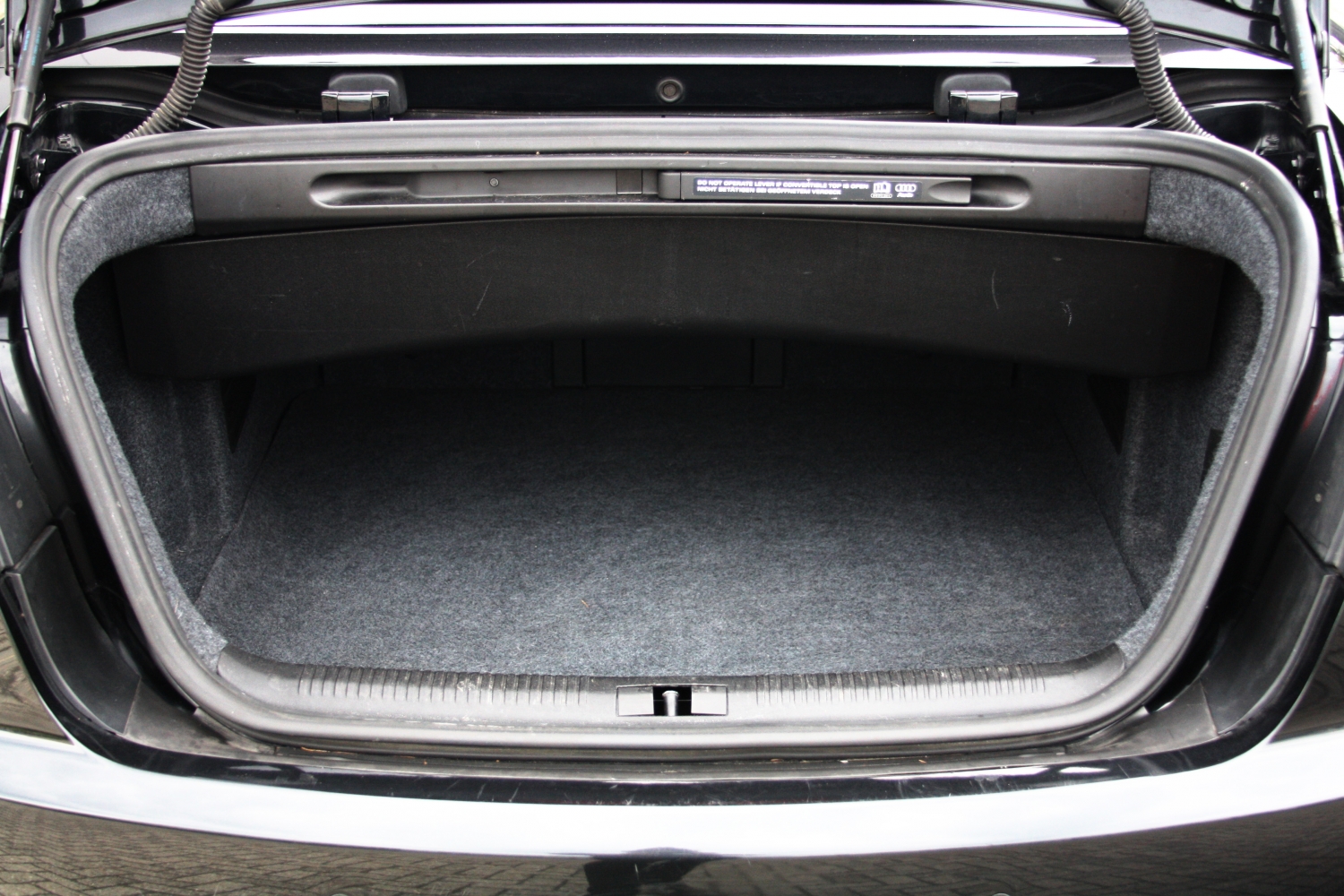 Audi-A4-Cabriolet-3.0-2003-099.JPG