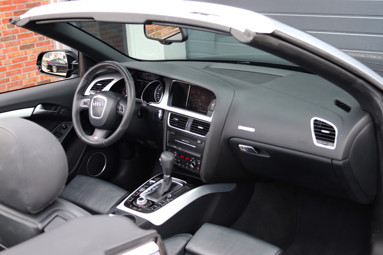 Audi-A5-Cabriolet-20TFSI-2010-10LXK5-041.JPG