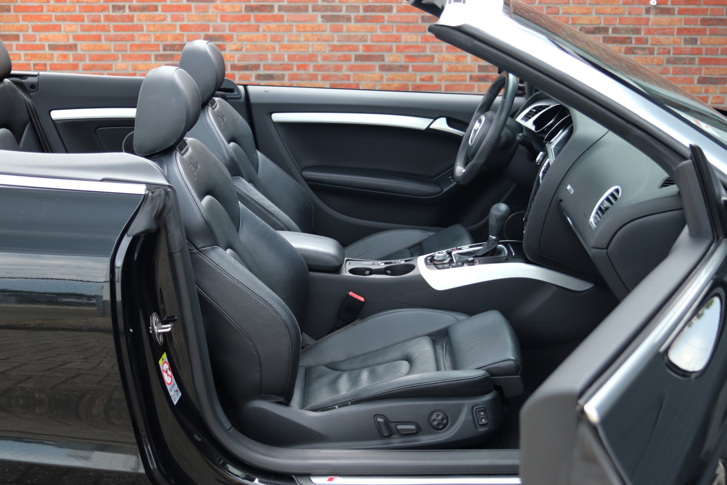 Audi-A5-Cabriolet-20TFSI-2010-10LXK5-044.JPG
