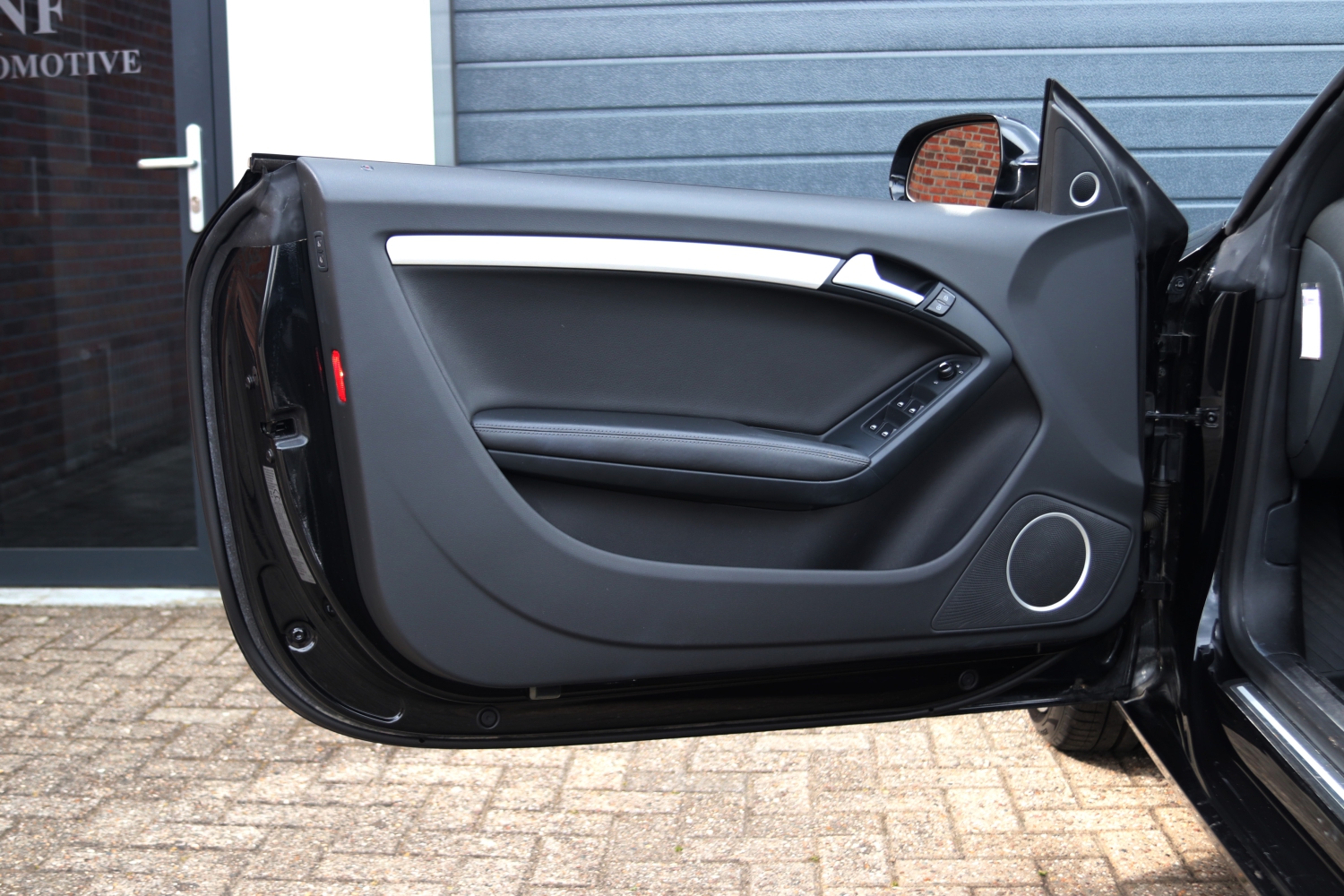 Audi-A5-Cabriolet-20TFSI-2010-10LXK5-052.JPG