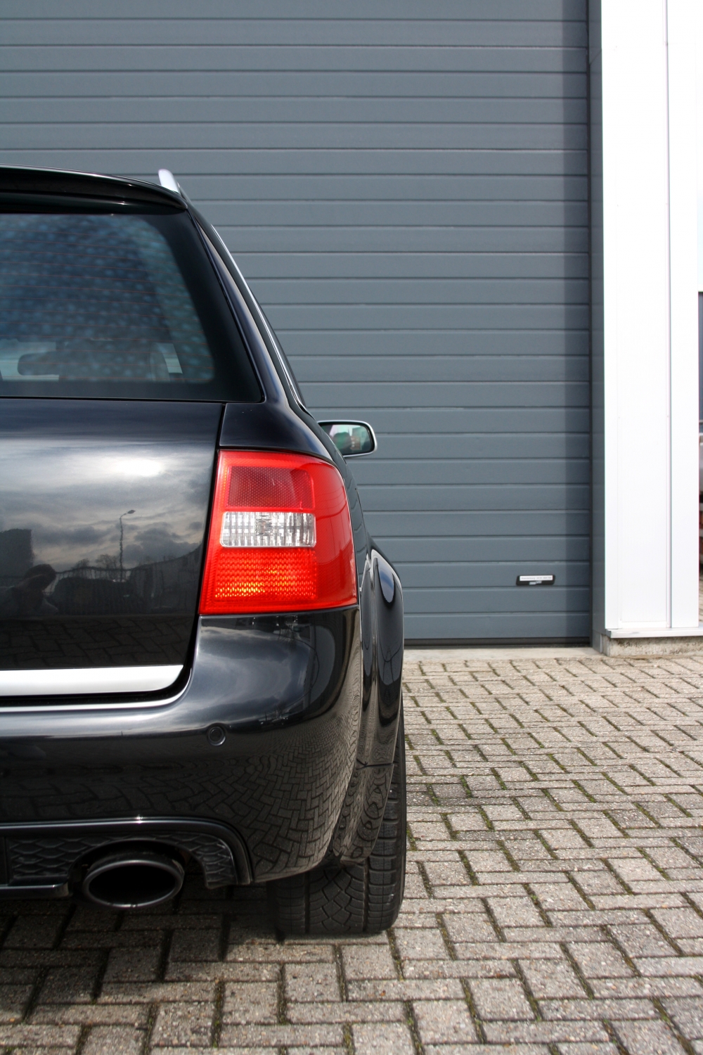 Audi-RS6-Avant-2004-034.JPG