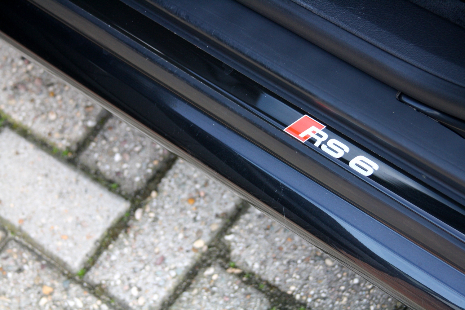 Audi-RS6-Avant-2004-097.JPG