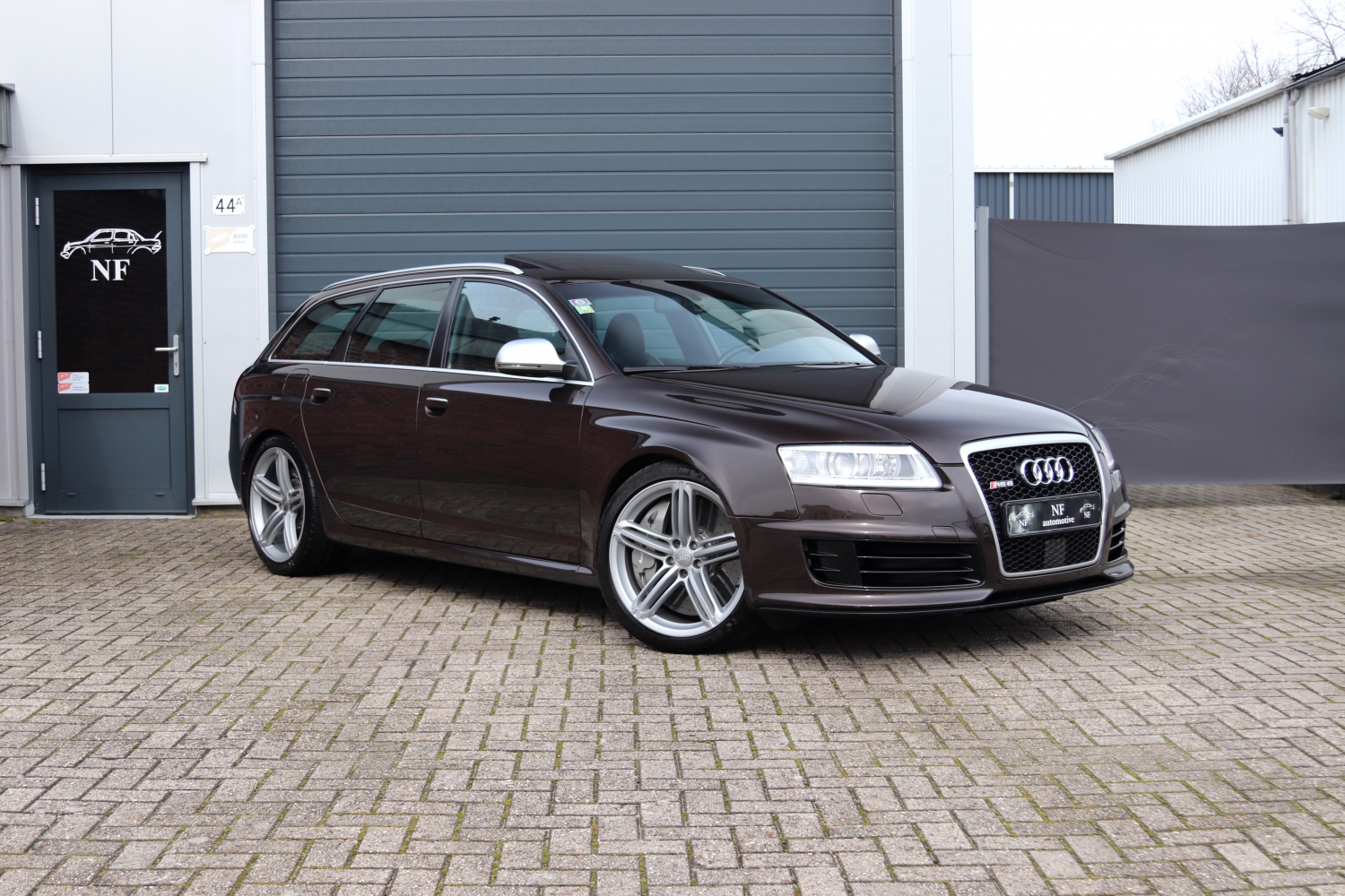 Audi-RS6-Avant-C6-2010-005.JPG