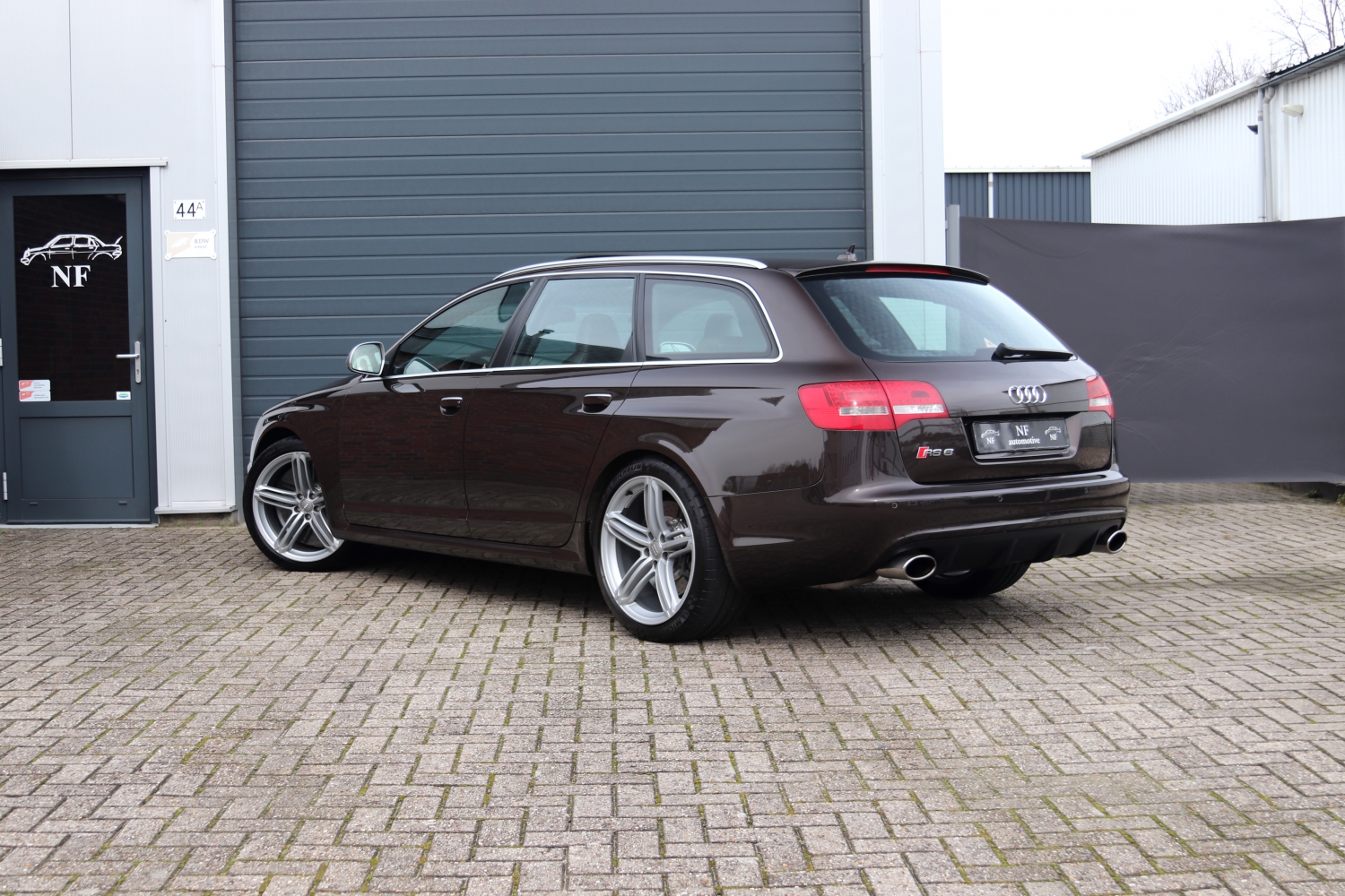 Audi-RS6-Avant-C6-2010-006.JPG