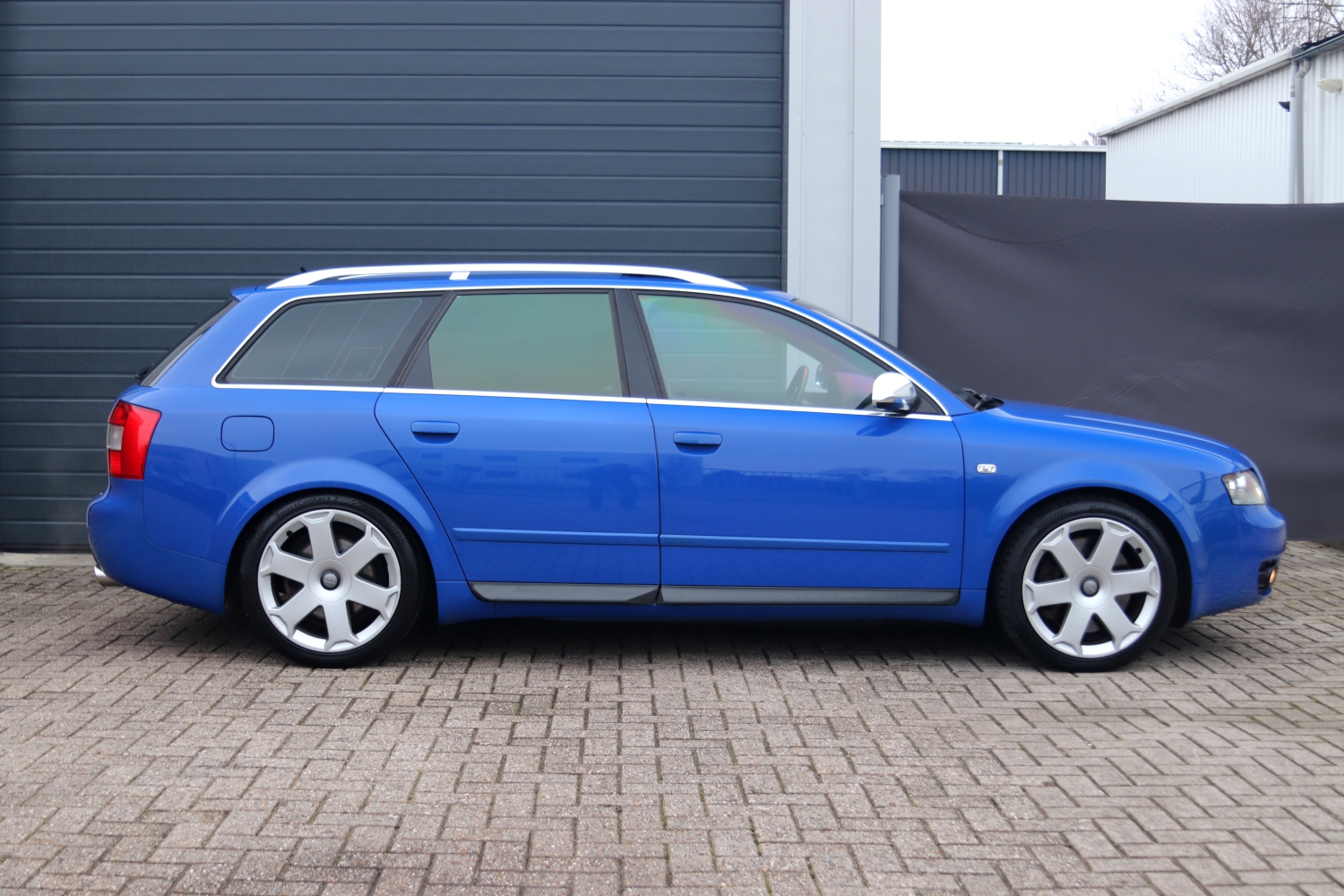Audi-S4-Avant-B6-2002-RH530V-081.JPG