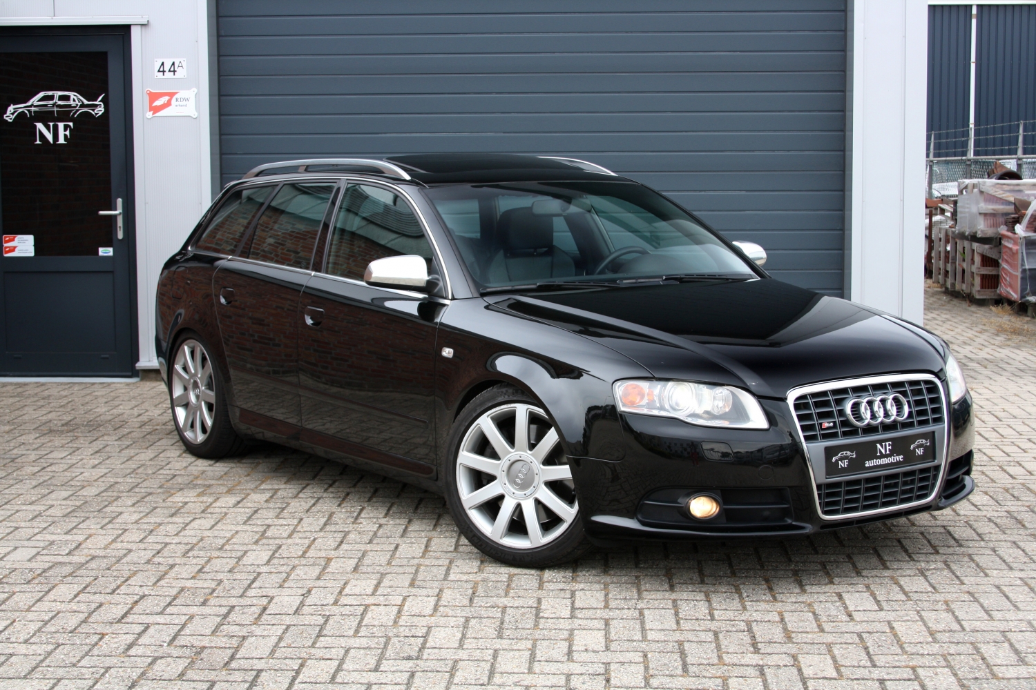 Audi-S4-Avant-B7-2005-011.JPG