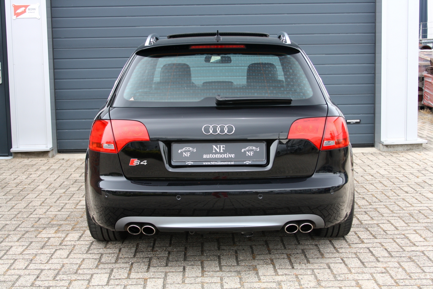 Audi-S4-Avant-B7-2005-021.JPG