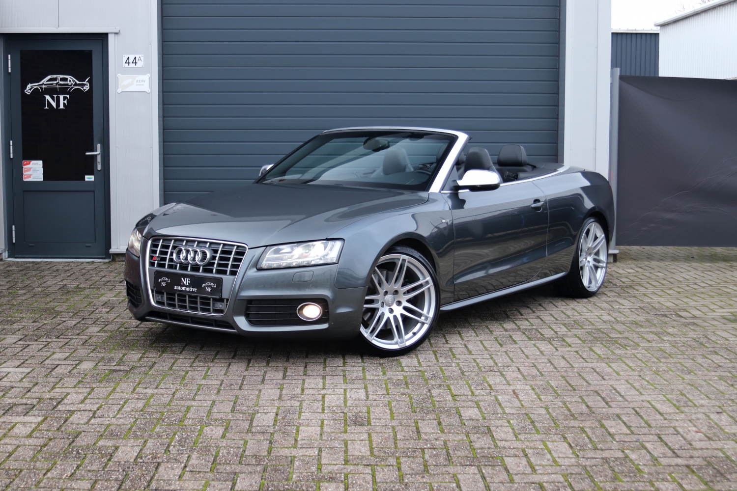 Audi-S5-Cabriolet-2011-130.JPG