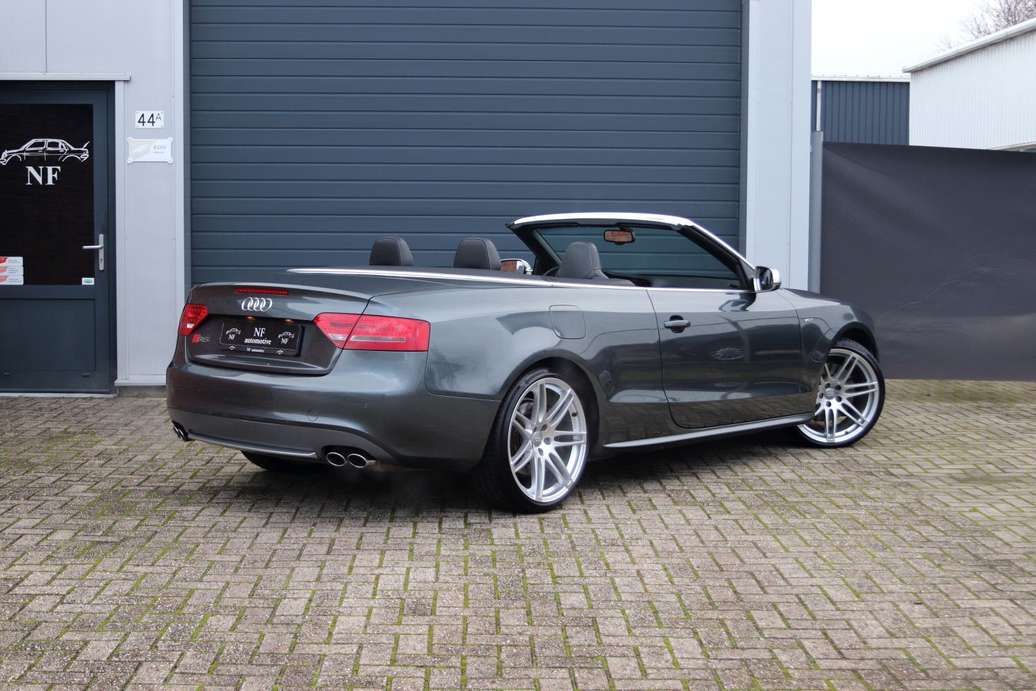 Audi-S5-Cabriolet-2011-134.JPG