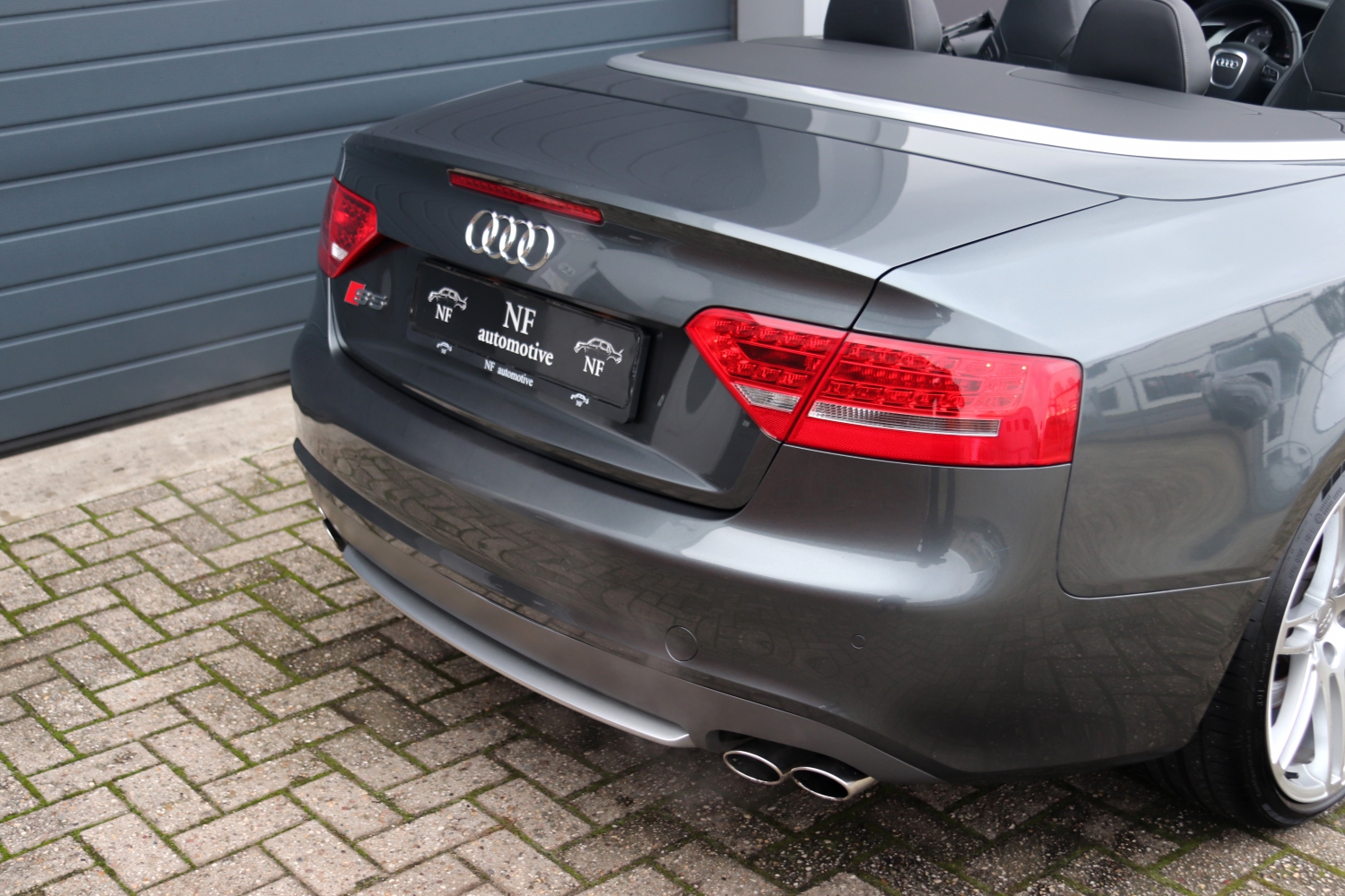 Audi-S5-Cabriolet-2011-215.JPG