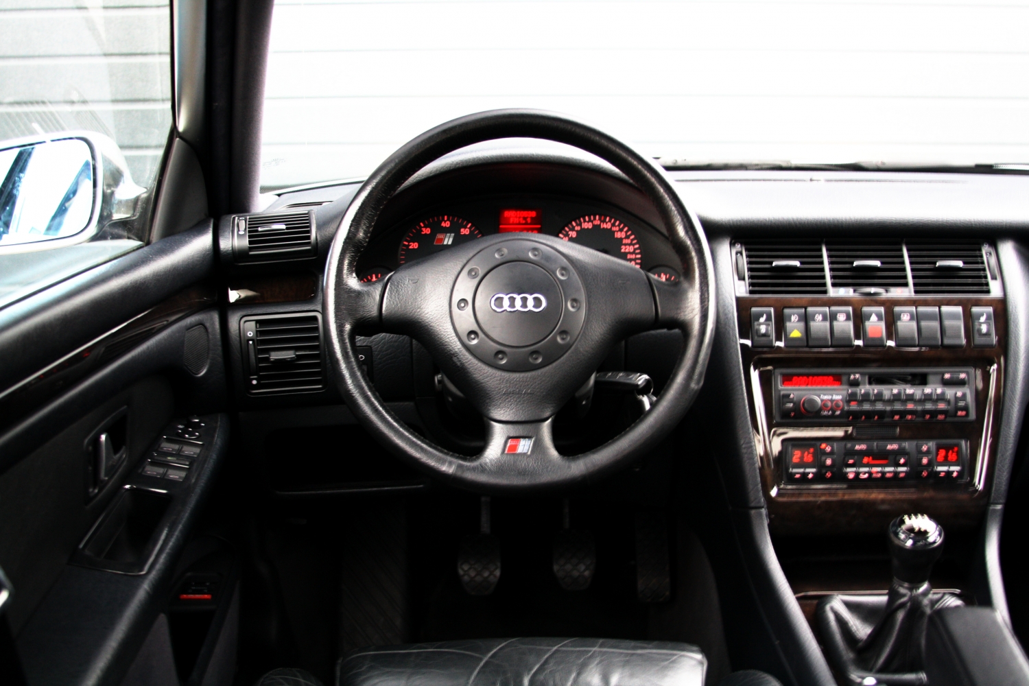 Audi s8 d2 manual transmission