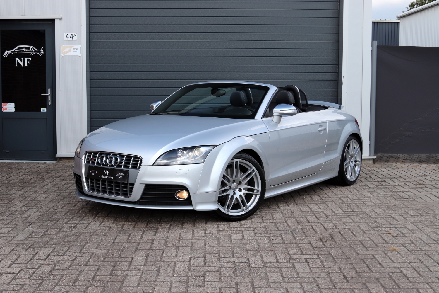 Audi-TTS-Roadster-20TFSI-2008-005.JPG