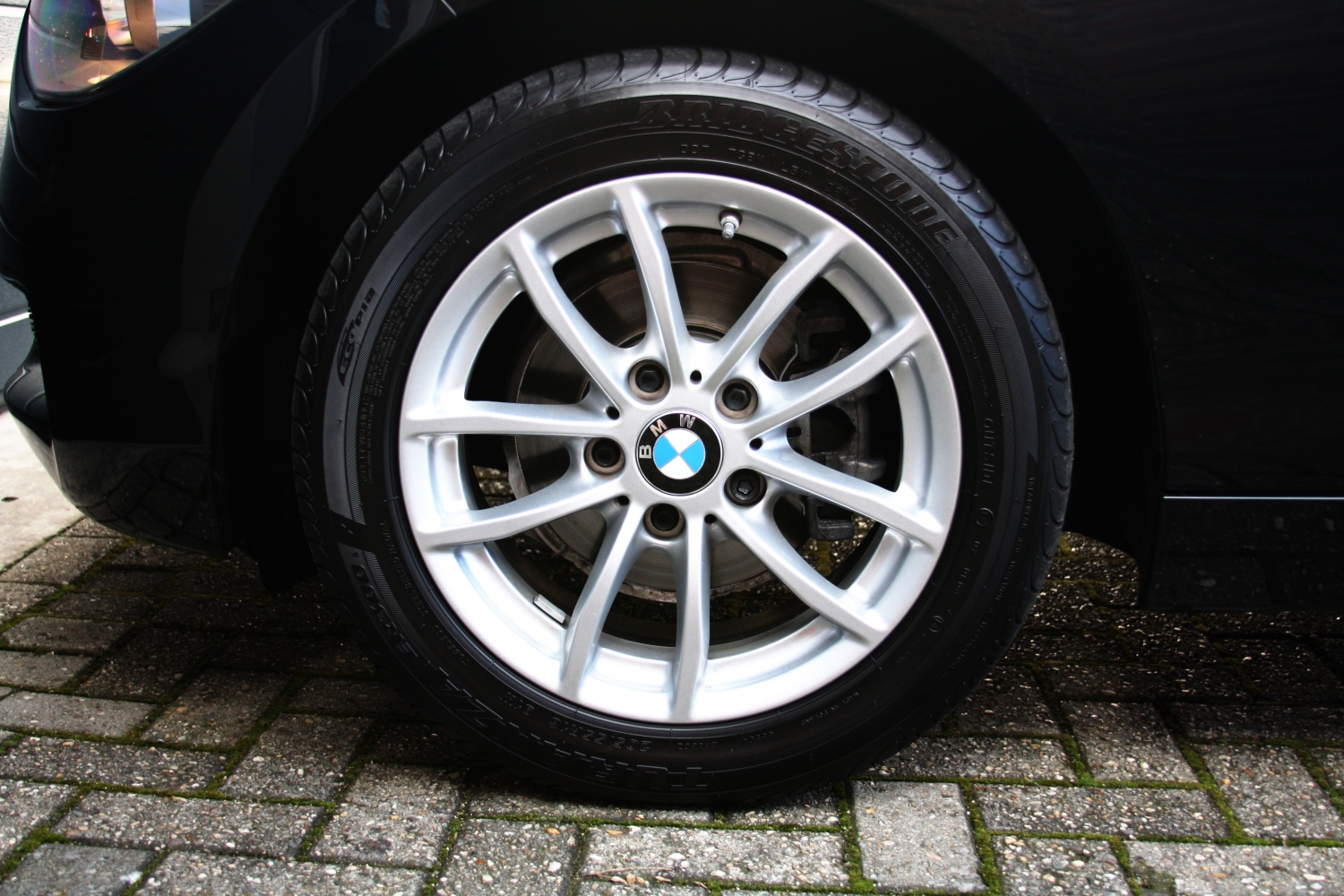 BMW-116d-F20-2015-044.JPG