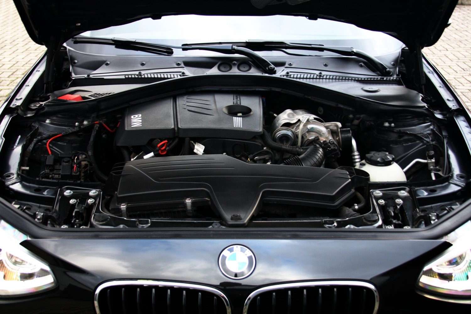 BMW-116i-F20-2012-084.JPG