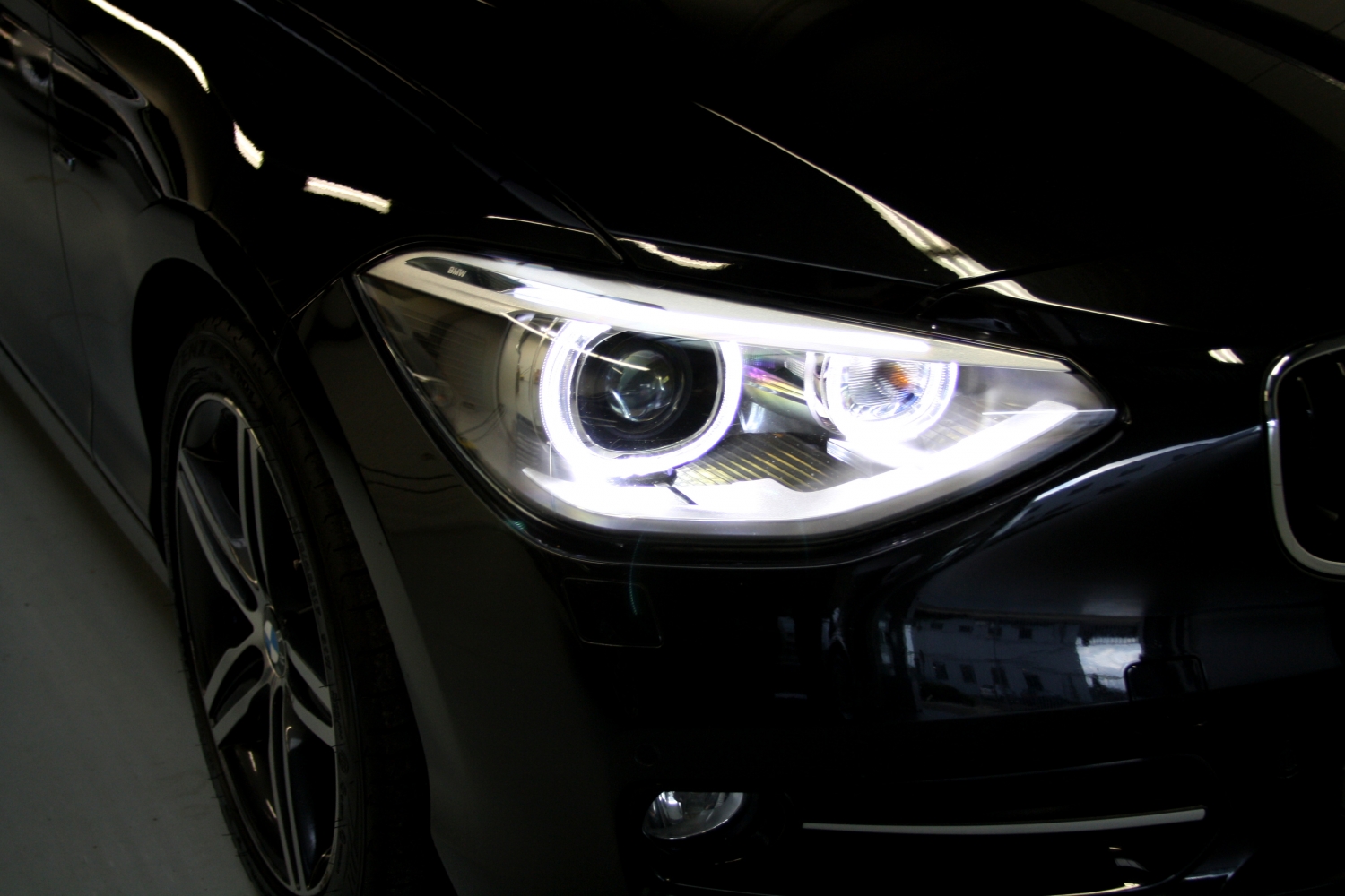 BMW-116i-F20-2012-105.JPG