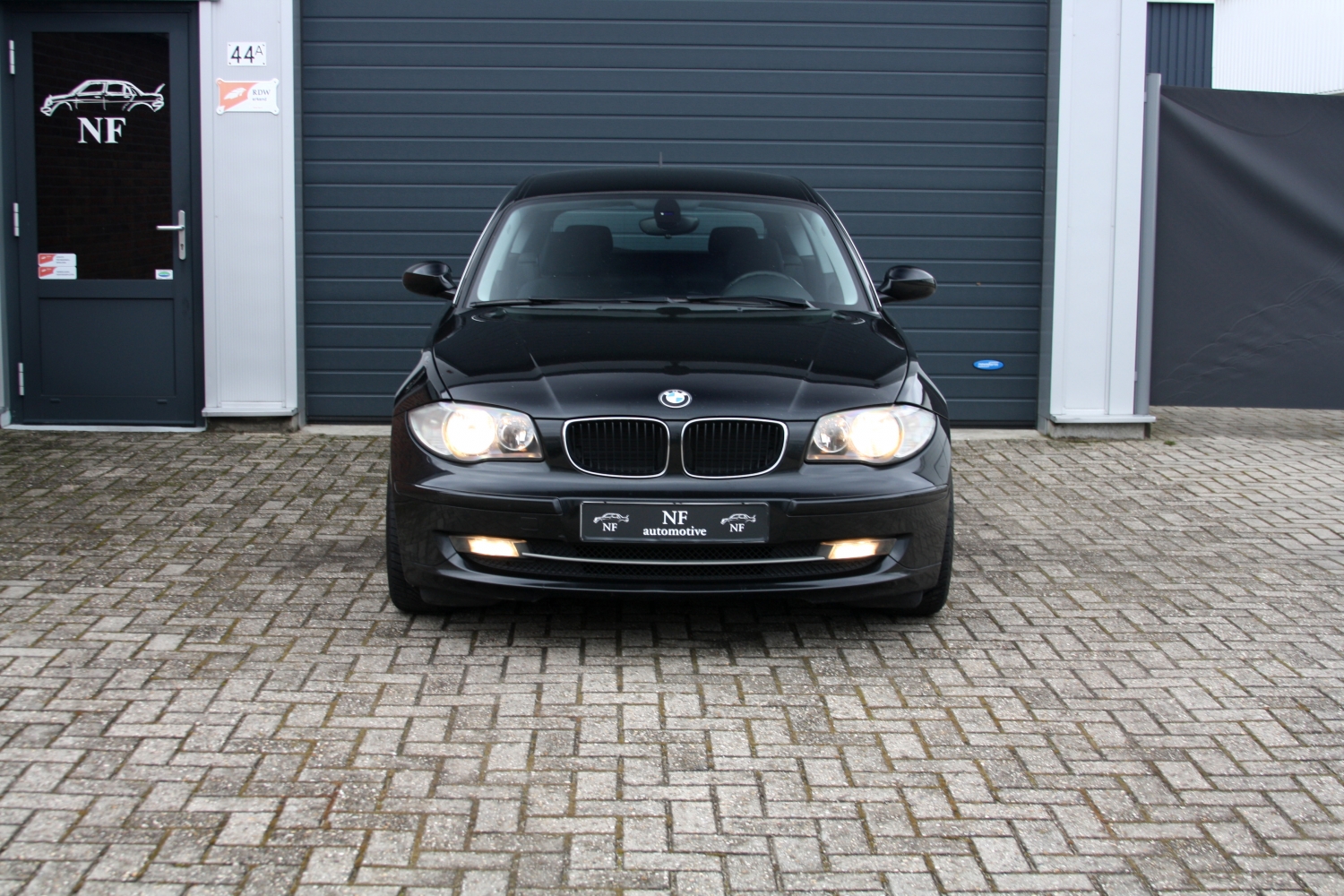 BMW-118D-E81-2007-006.JPG