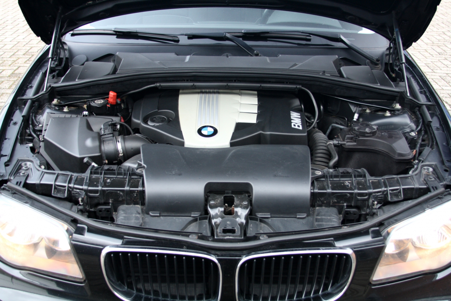 BMW-118D-E81-2007-052.JPG