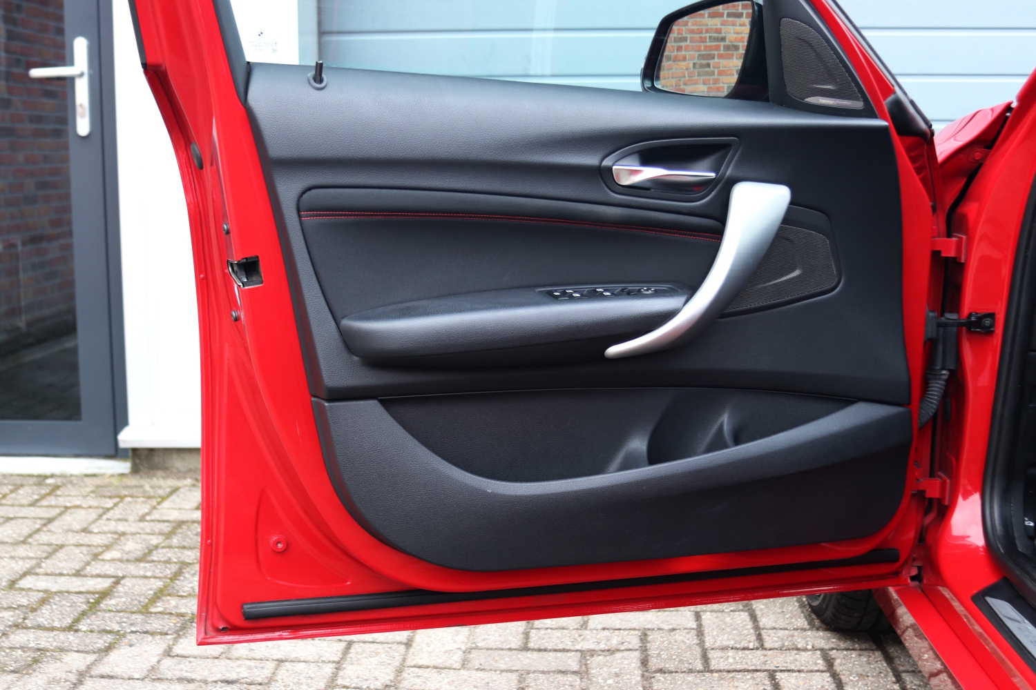 BMW-118i-F20-2011-7557-012.JPG