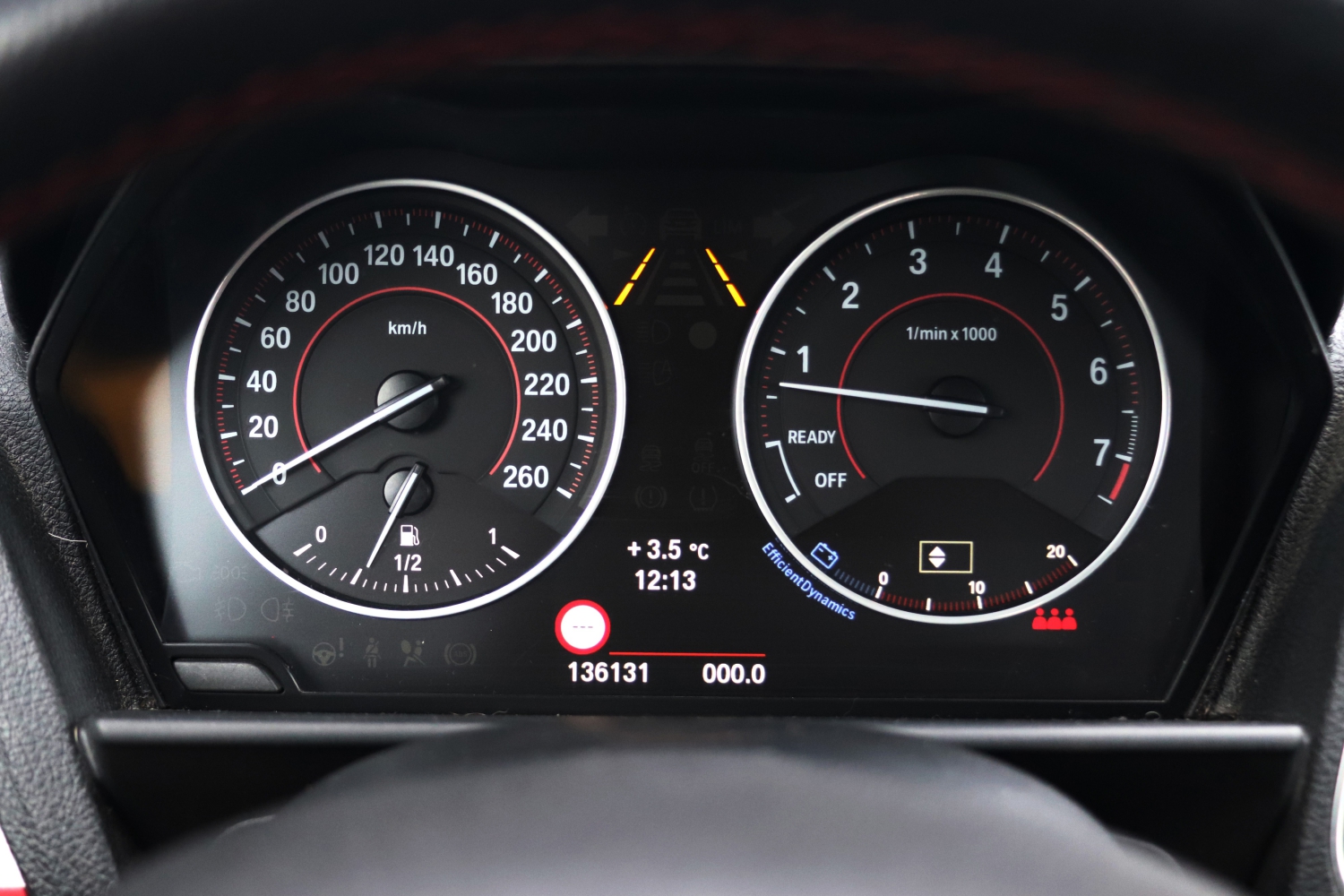 BMW-118i-F20-2011-7557-061.JPG