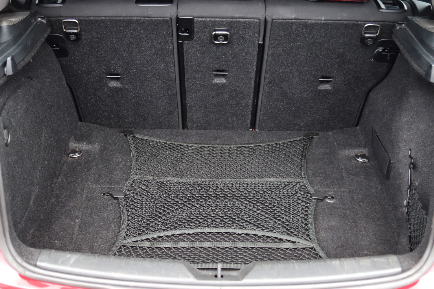 BMW-118i-F20-2011-7557-066.JPG